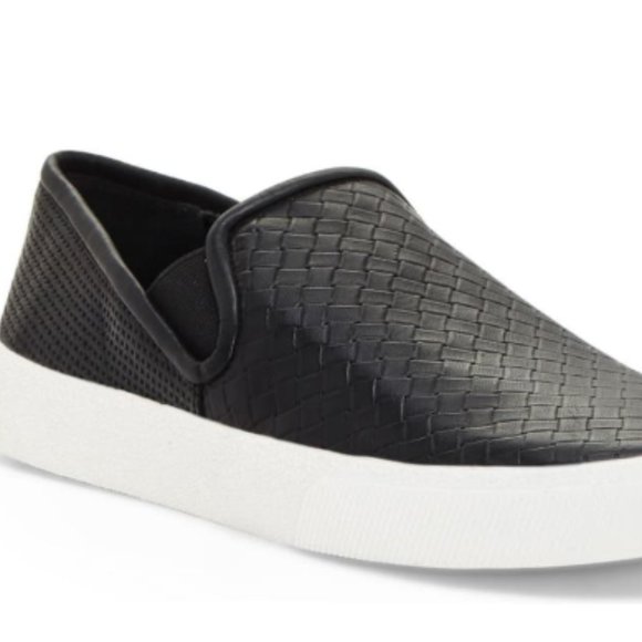 Vince Camuto Shoes - Vince Camuto Cariana Slip On Sneaker GUC